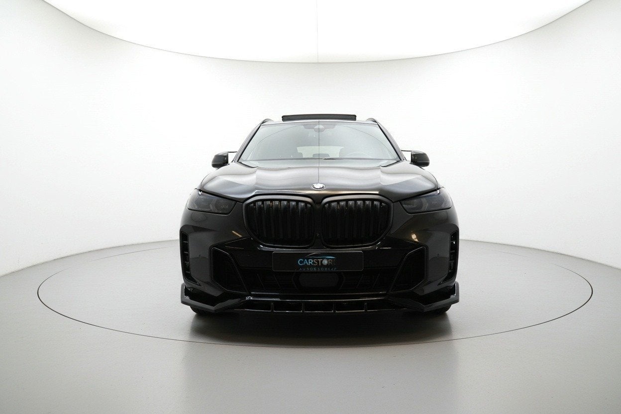 BMW X5 XDrive50e M SPORT PANO SKYLOUNGE 360 HEAD UP H&K, Auto's, Dealer onderhouden, Gebruikt, 2395 kg, Bedrijf