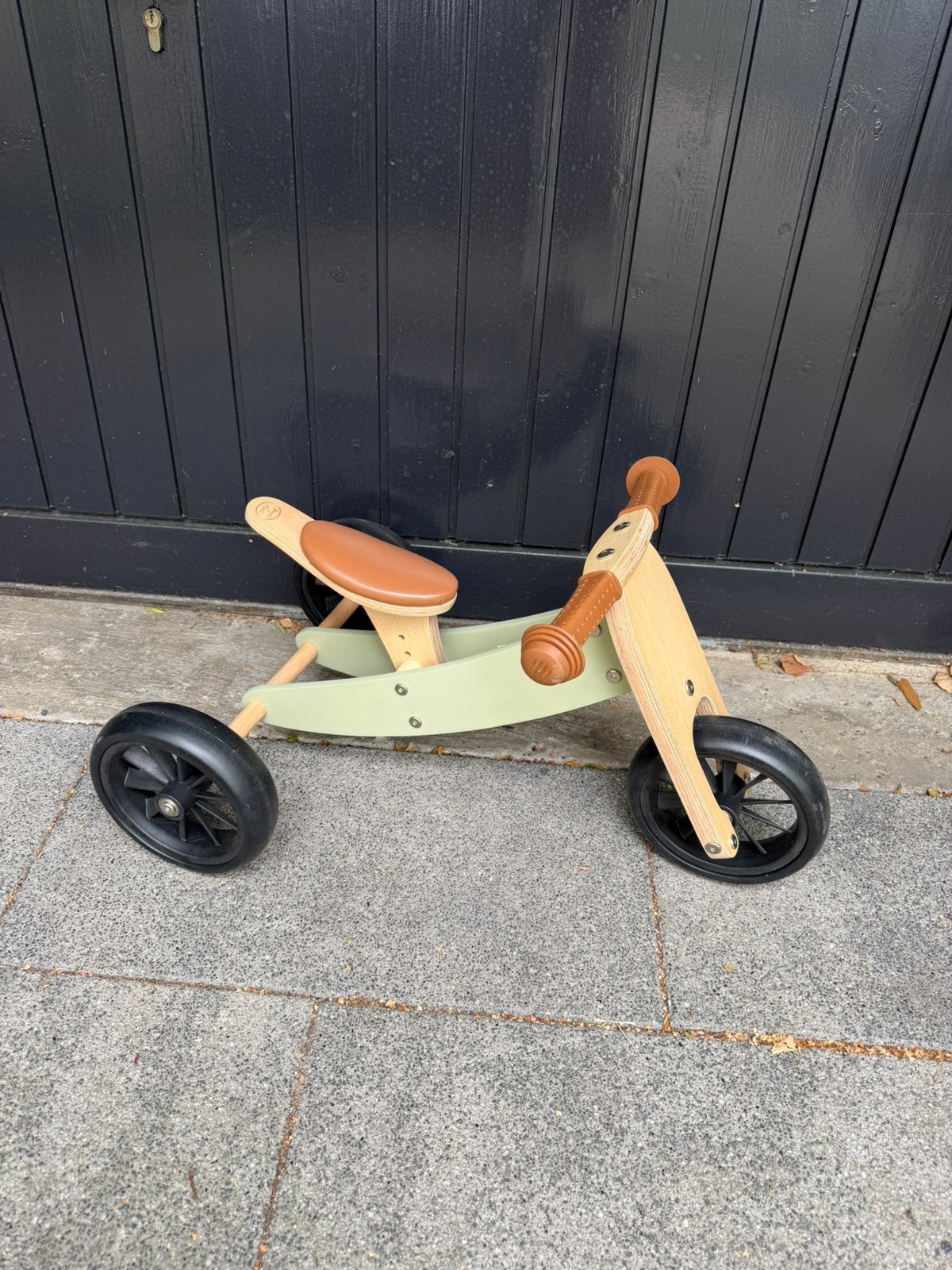 Loopfiets bandits and angels, Kinderen en Baby's, Speelgoed | Buiten | Voertuigen en Loopfietsen, Ophalen, Zo goed als nieuw, Loopfiets