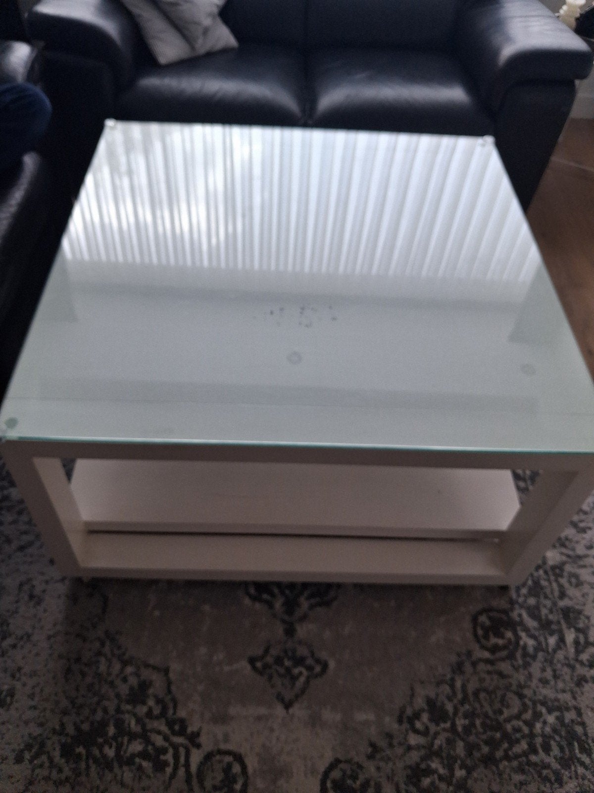 Salontafel met glasplaat 100x100 cm, Huis en Inrichting, Ophalen, Gebruikt, Overige houtsoorten