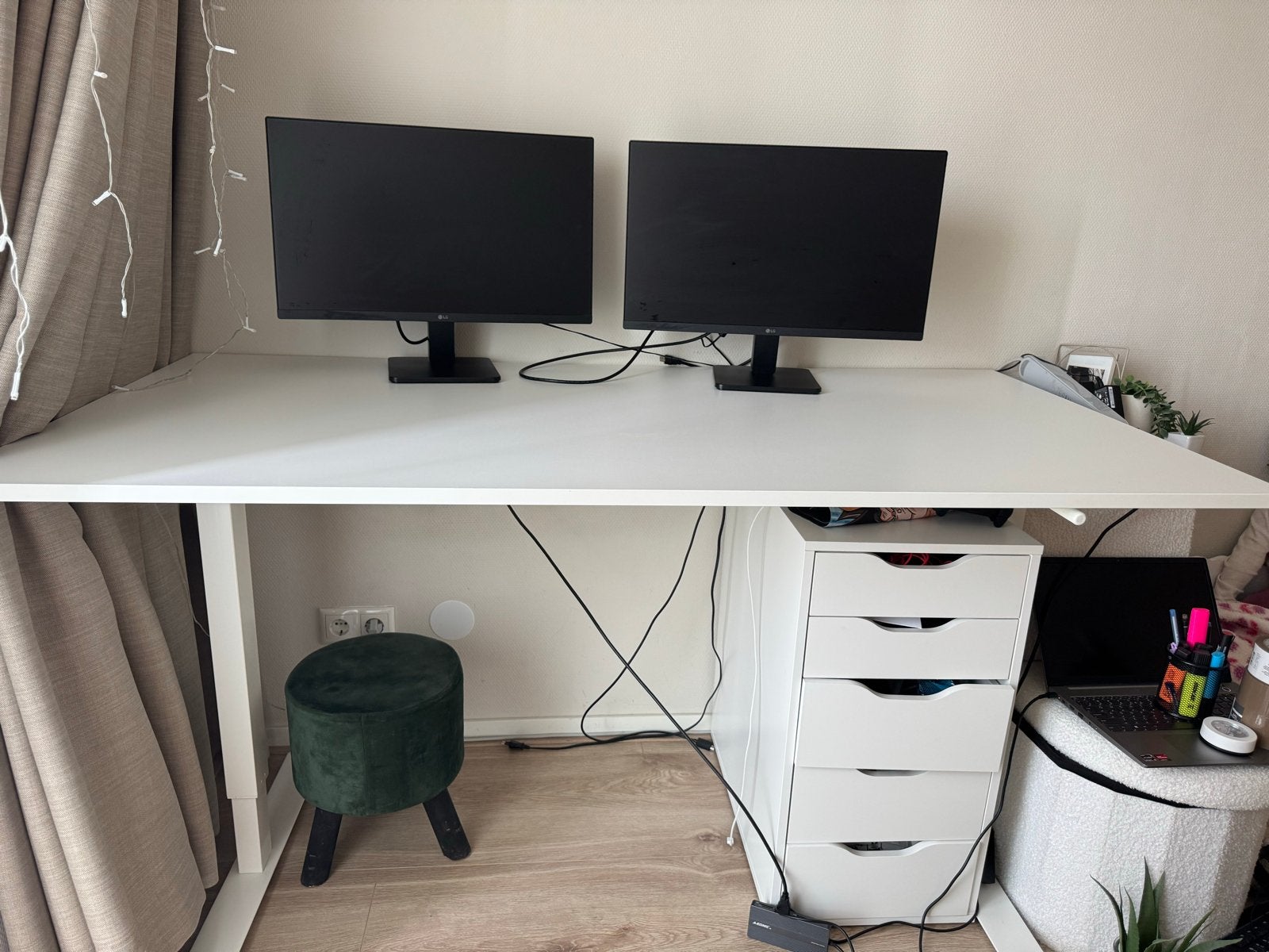 IKEA Trotten Bureau 180x60 met poten en bureaustoel., Ophalen, Opbergruimte, Gebruikt, Spaanplaat of MDF