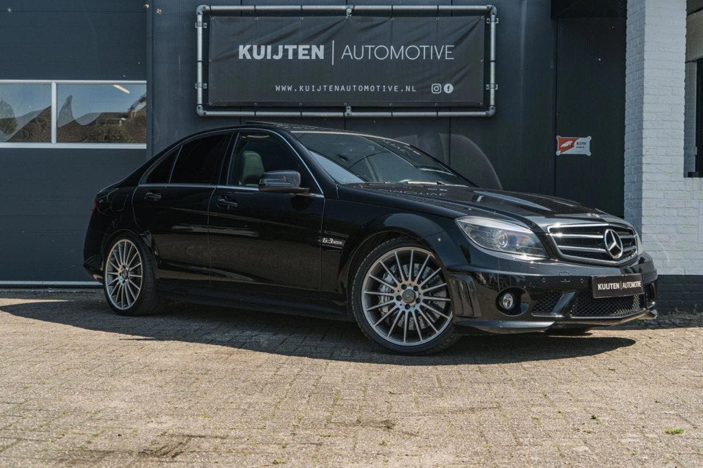 Mercedes-Benz C-klasse AMG 63 / 107.000 km / TOPSTAAT !, Achterwielaandrijving, 8 cilinders, Zwart, Leder