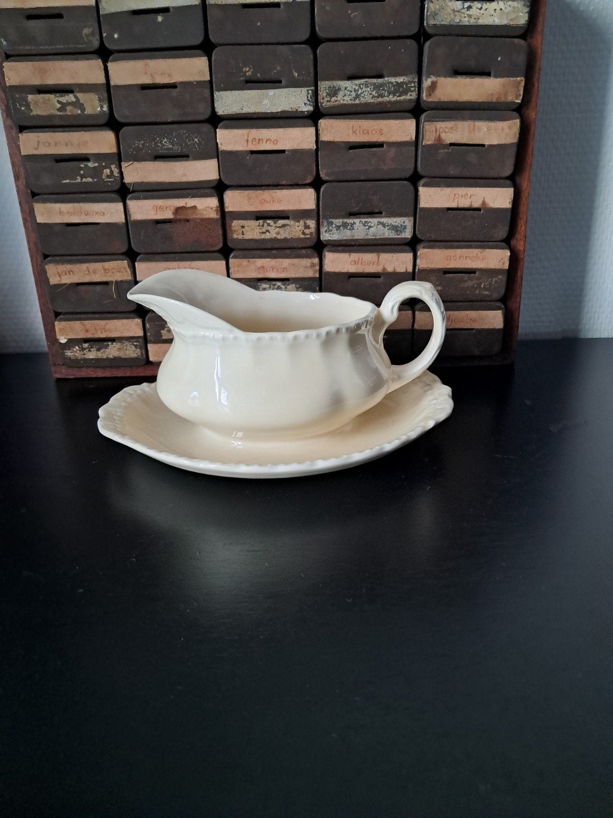 Vintage. Grindley. Made in England. Juskom met vaste schotel, Ophalen of Verzenden