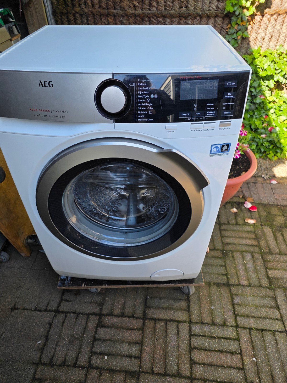 Aeg 7000 serie, Ophalen, Zo goed als nieuw, 85 tot 90 cm, 1200 tot 1600 toeren