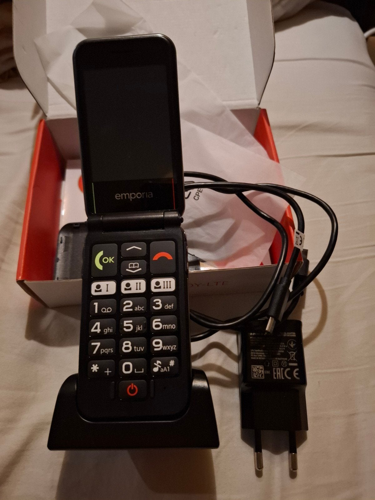 Emporia JOY-LTE Klaptelefoon - Zo goed als nieuw, Inklapmodel, Ophalen of Verzenden, Zonder simlock, Zonder abonnement