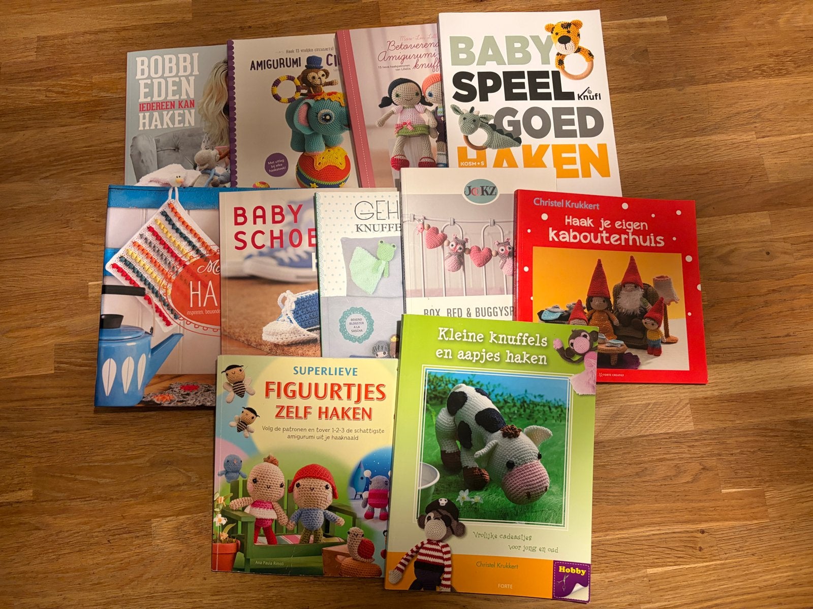 Diverse haakboeken: van amigurumi tot kabouterhuis, Ophalen of Verzenden, Gelezen, Breien en Haken