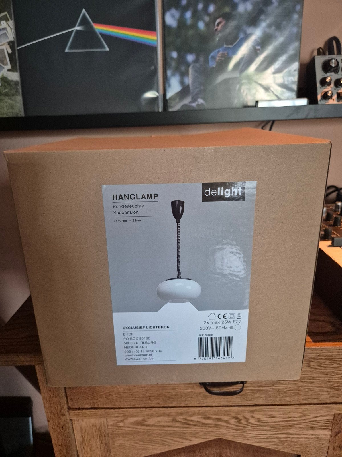 Nieuwe Kwantum hanglamp, in hoogte verstelbaar, Nieuw, Ophalen of Verzenden, Metaal, Modern