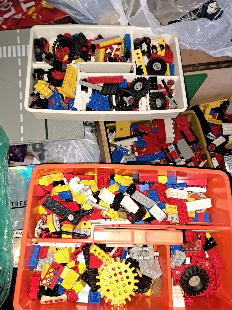 lego en lego trein, Kinderen en Baby's, Speelgoed | Duplo en Lego, Ophalen of Verzenden, Gebruikt, Losse stenen, Lego