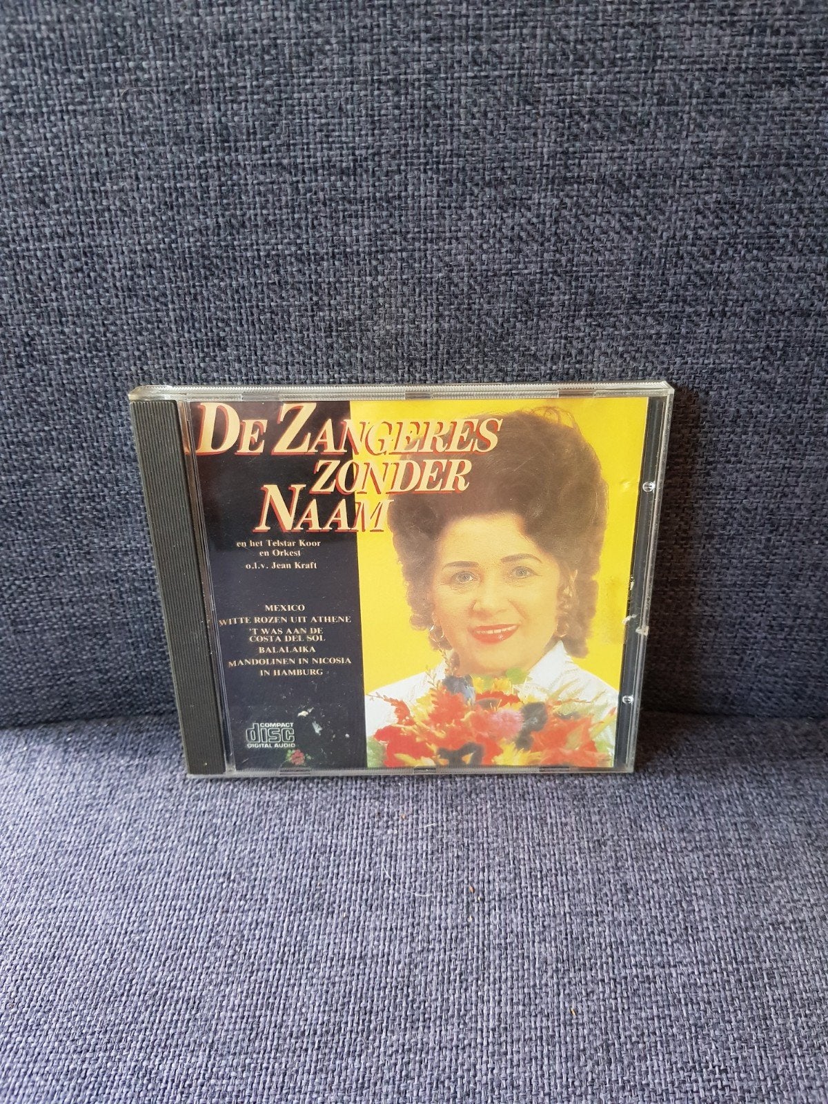 Zangeres Zonder Naam - Met Mary de wereld rond, Verzenden, Gebruikt, Levenslied of Smartlap