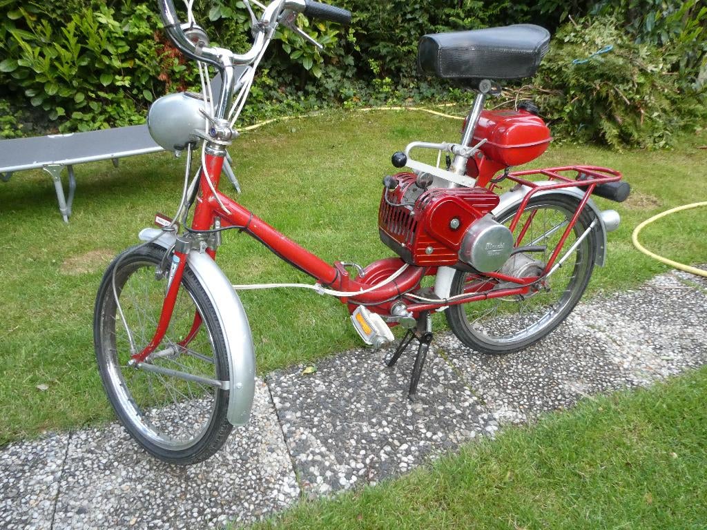 Bianchi  vouw brommer  1964, Fietsen en Brommers, Brommers | Oldtimers, Maximaal 45 km/u, 49 cc, 1 versnellingen, Ophalen