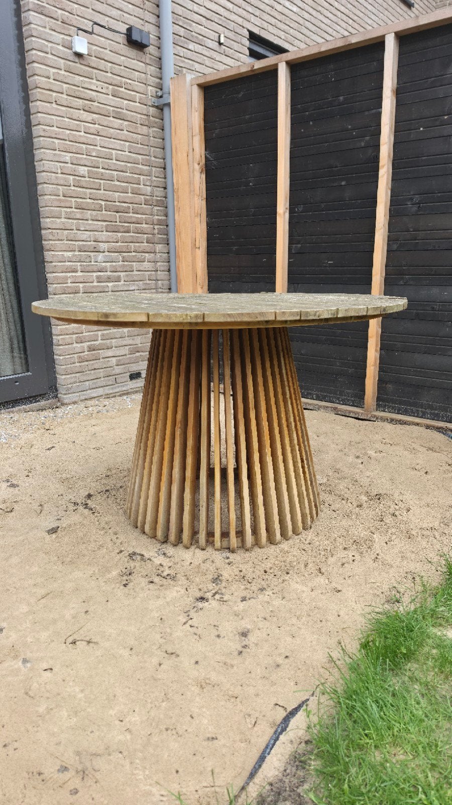 Sklum Mura Ronde Tuintafel - 120 cm, Tuin en Terras, Tuintafels, Ophalen, Gebruikt, Rond, Hout