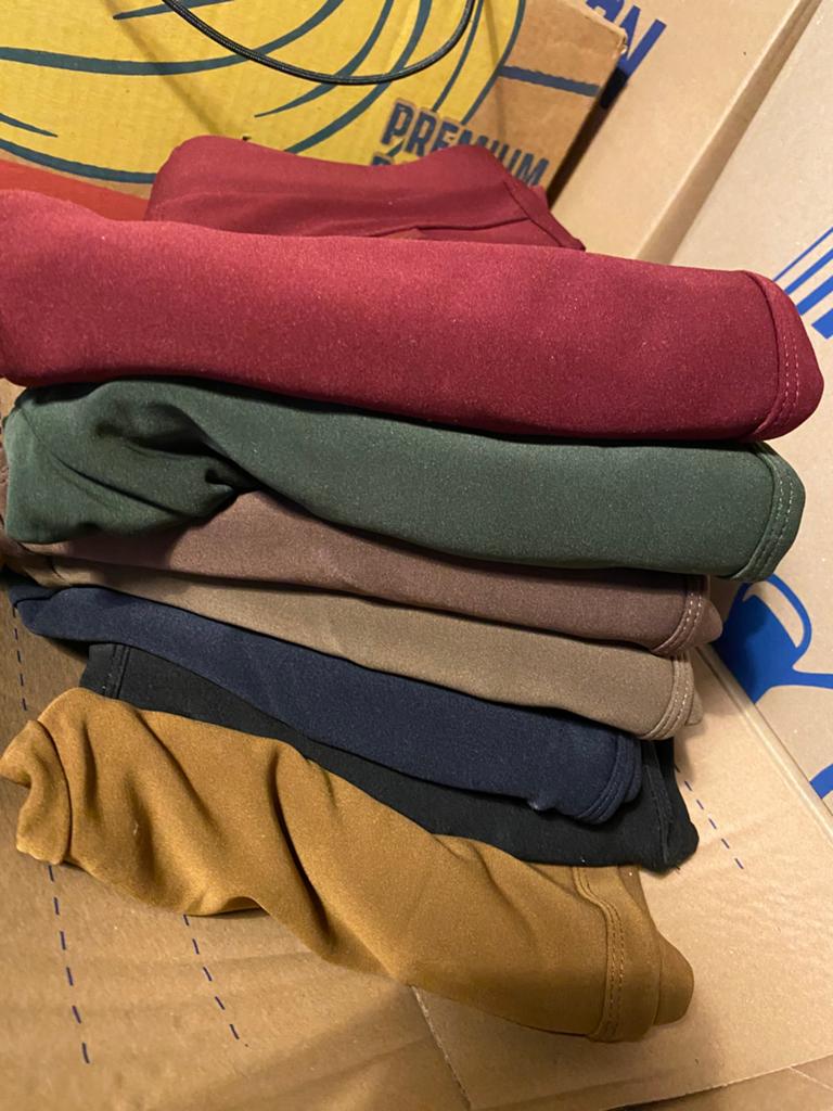 Diverse kleuren leggings - Comfortabel en stijlvol, Kleding | Dames, Broeken en Pantalons, Maat 38/40 (M), Overige kleuren, Nieuw