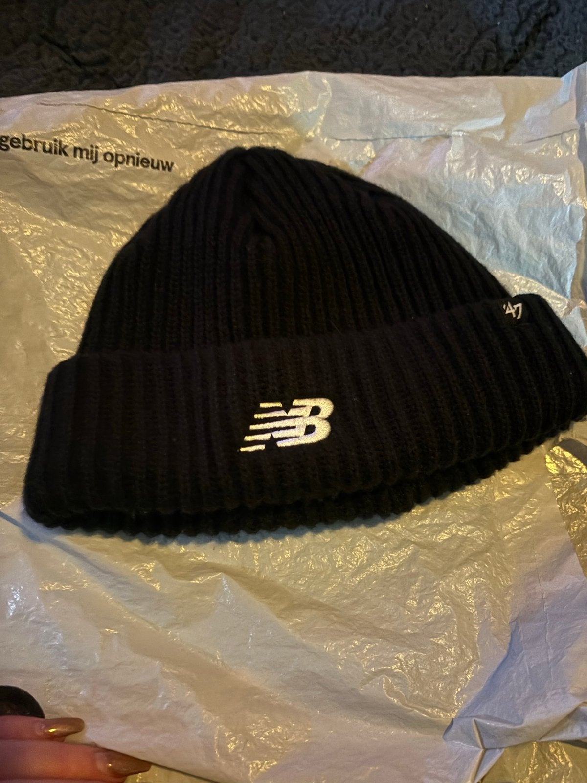 New Balance Beanie Muts - Zwart, Kleding | Dames, Ophalen of Verzenden, Zo goed als nieuw, Maat 38/40 (M), Muts