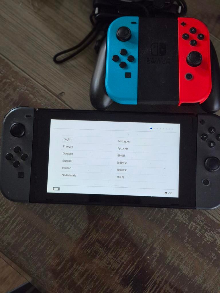 Nintendo Switch Original met accessoires, Ophalen, Zo goed als nieuw, Met 2 controllers, Switch Original