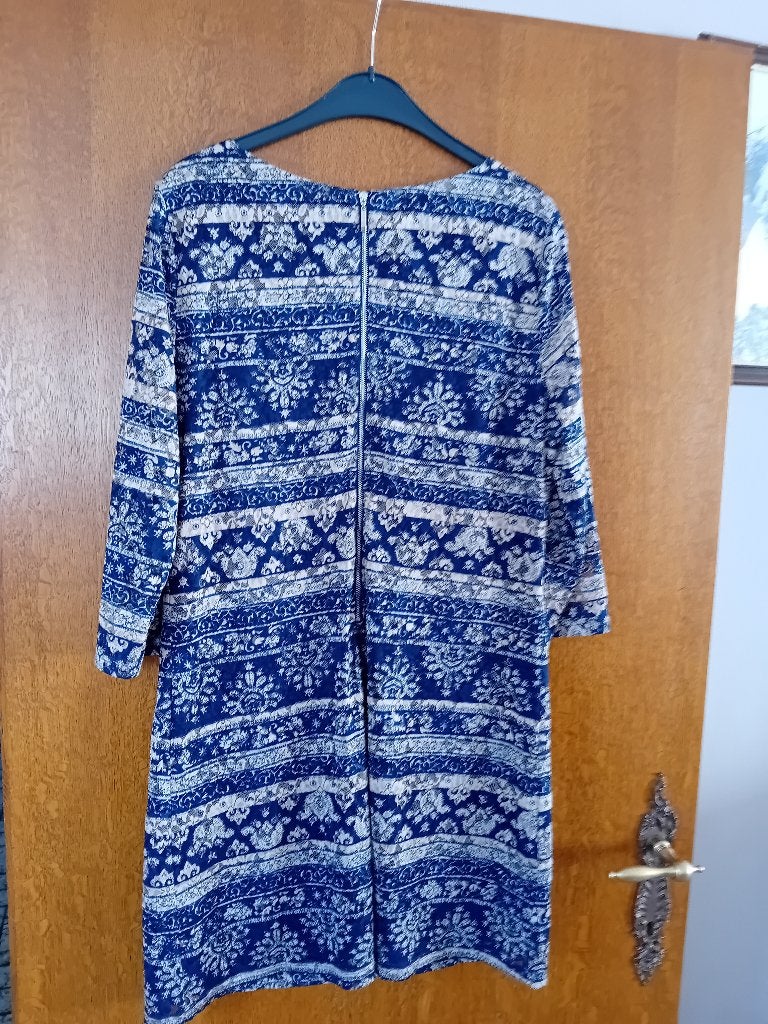 Kleding, Meerkleurig, Ophalen of Verzenden, Zo goed als nieuw, Knielengte