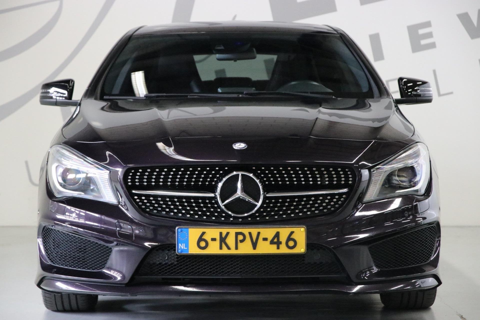 Mercedes-Benz CLA-klasse 200 AMG-line/ Bi-Xenon/ Dodehoek as, Voorwielaandrijving, CLA, Gebruikt, Bedrijf