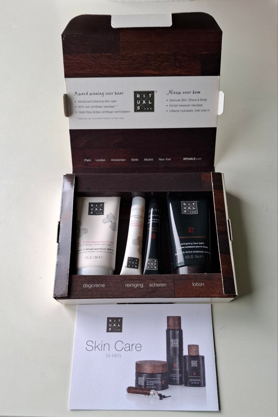 Geschenkverpakking cadeau, Ophalen, Nieuw, Gehele gezicht, Overige typen