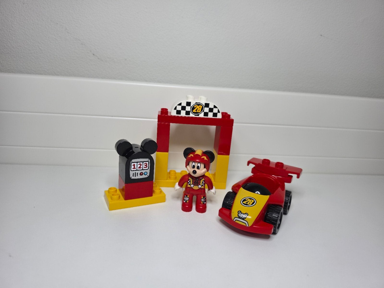 LEGO Duplo Disney Mickey de racer - Set 10843, Ophalen of Verzenden, Zo goed als nieuw, Complete set, Disney