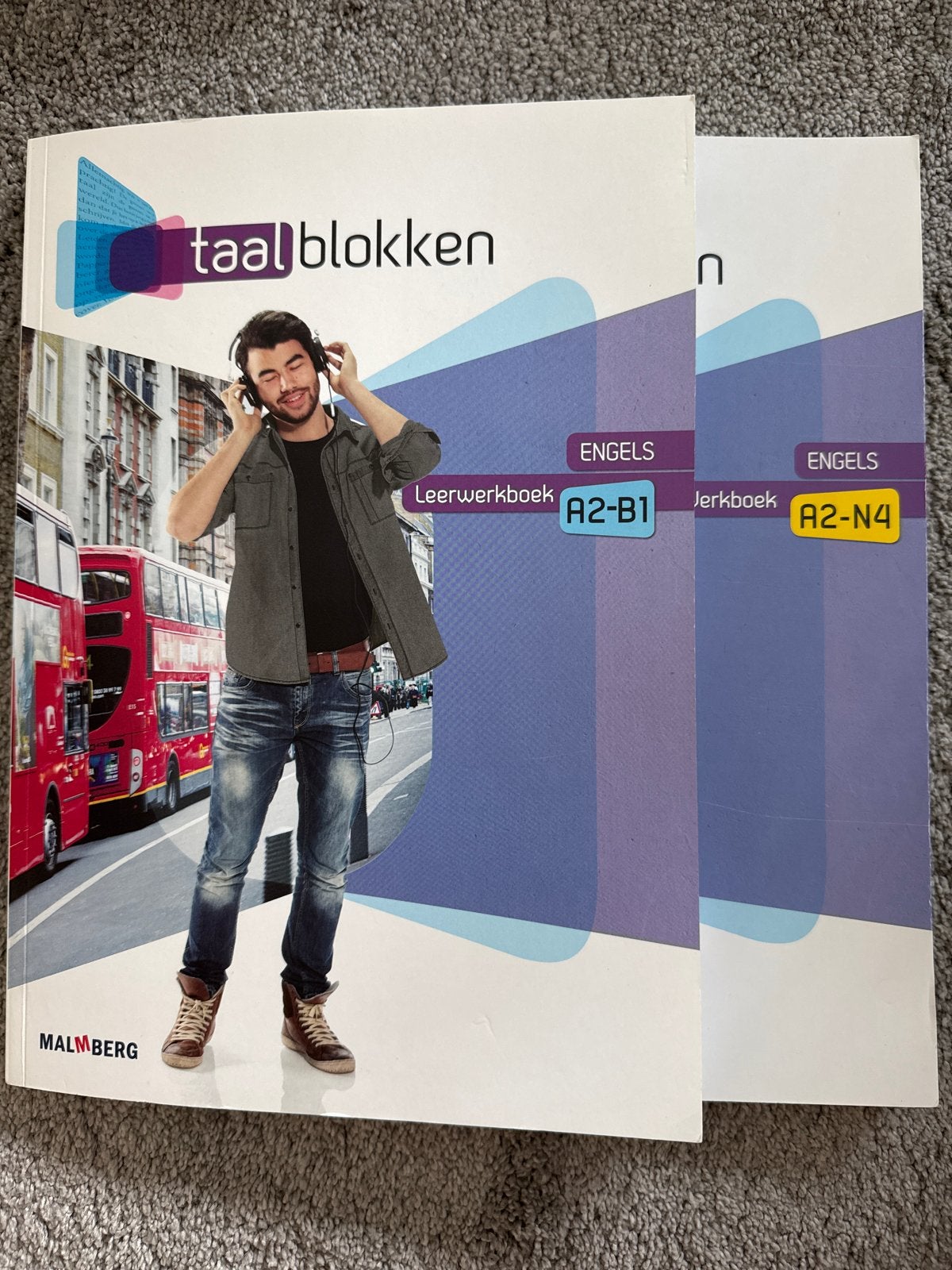 Taalblokken Engels A2-B1 Leerwerkboek & A2-N4 Werkboek, Ophalen, Alpha, Nieuw, MBO