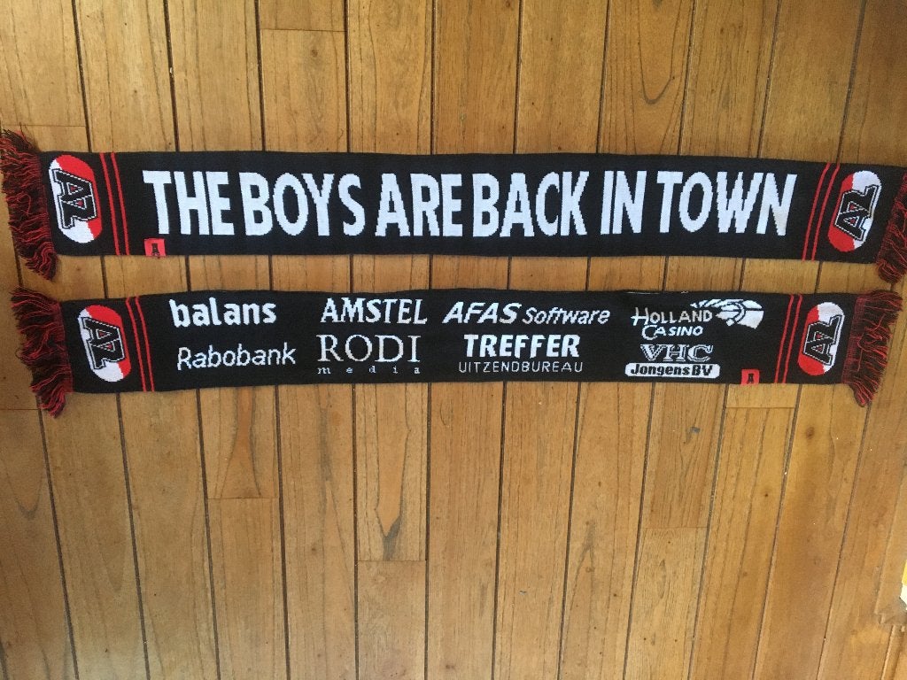 verzamelen- Originele voetbal sjaal AZ Alkmaar, Ophalen of Verzenden, Nieuw, AZ, Vaantje of Sjaal