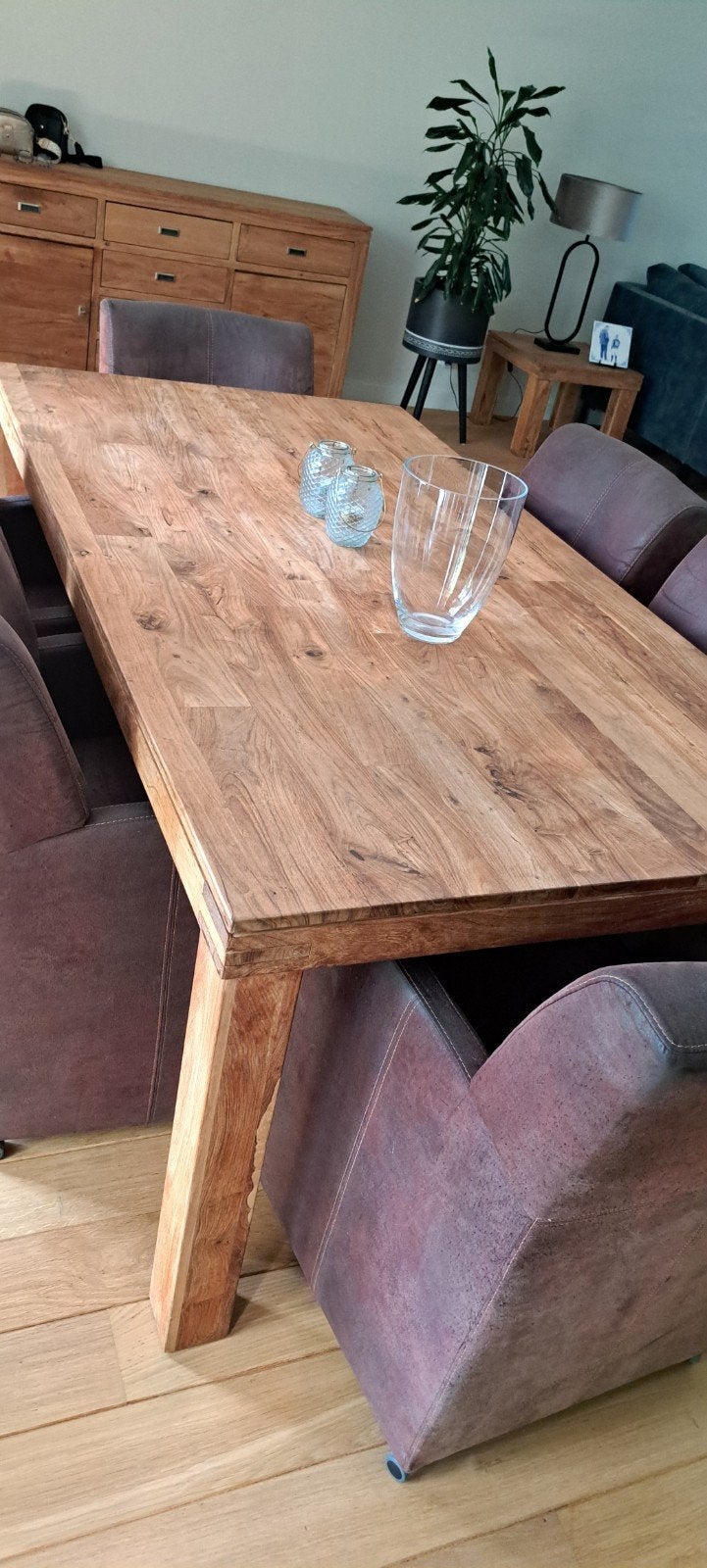 Robuuste eettafel met 6 stoelen - massief hout, Huis en Inrichting, Gebruikt, Modern landelijk, Vijf personen of meer, 150 tot 200 cm