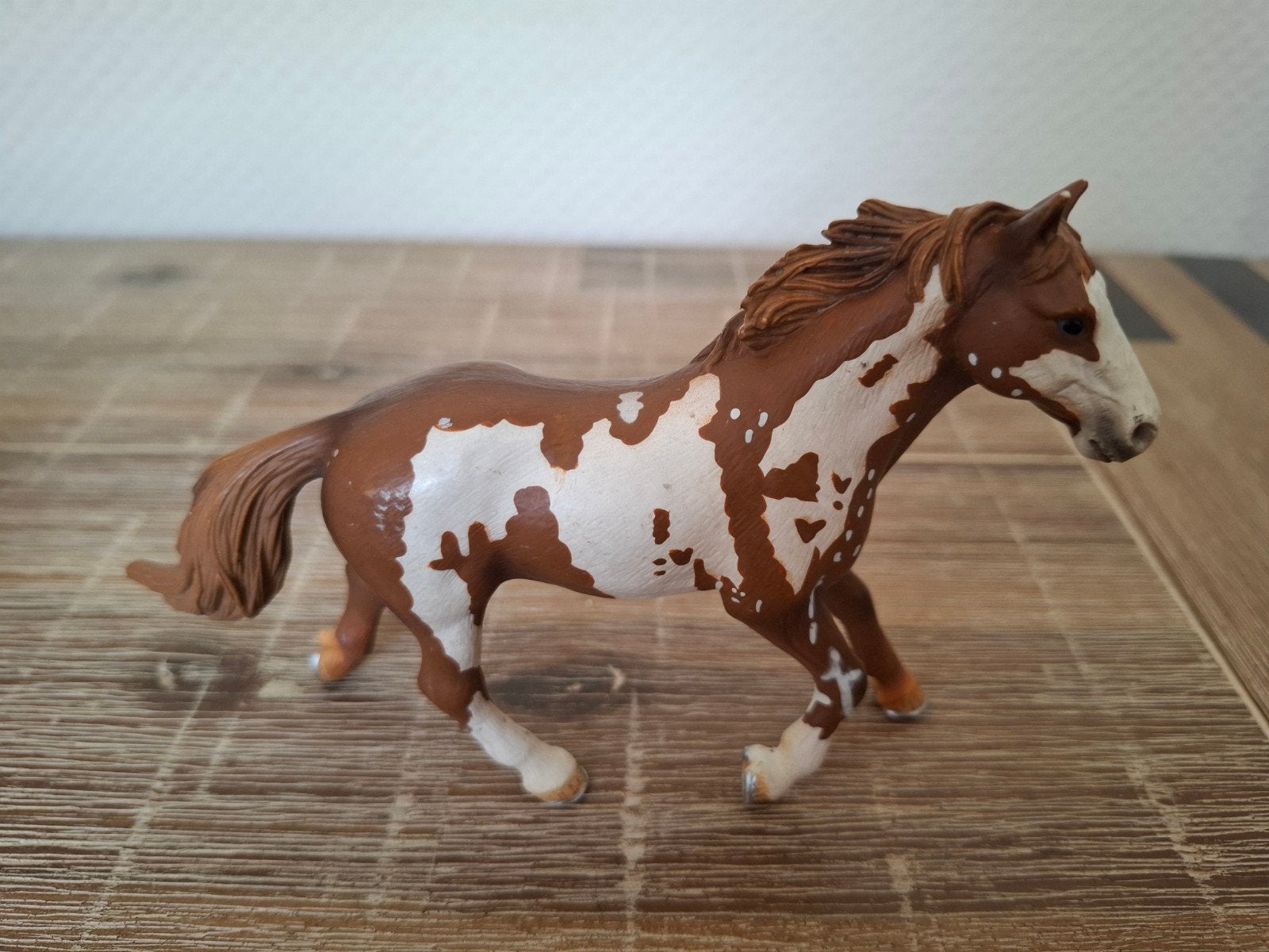 Schleich 13616 Pinto hengst paard uit 2006, Ophalen of Verzenden, Zo goed als nieuw