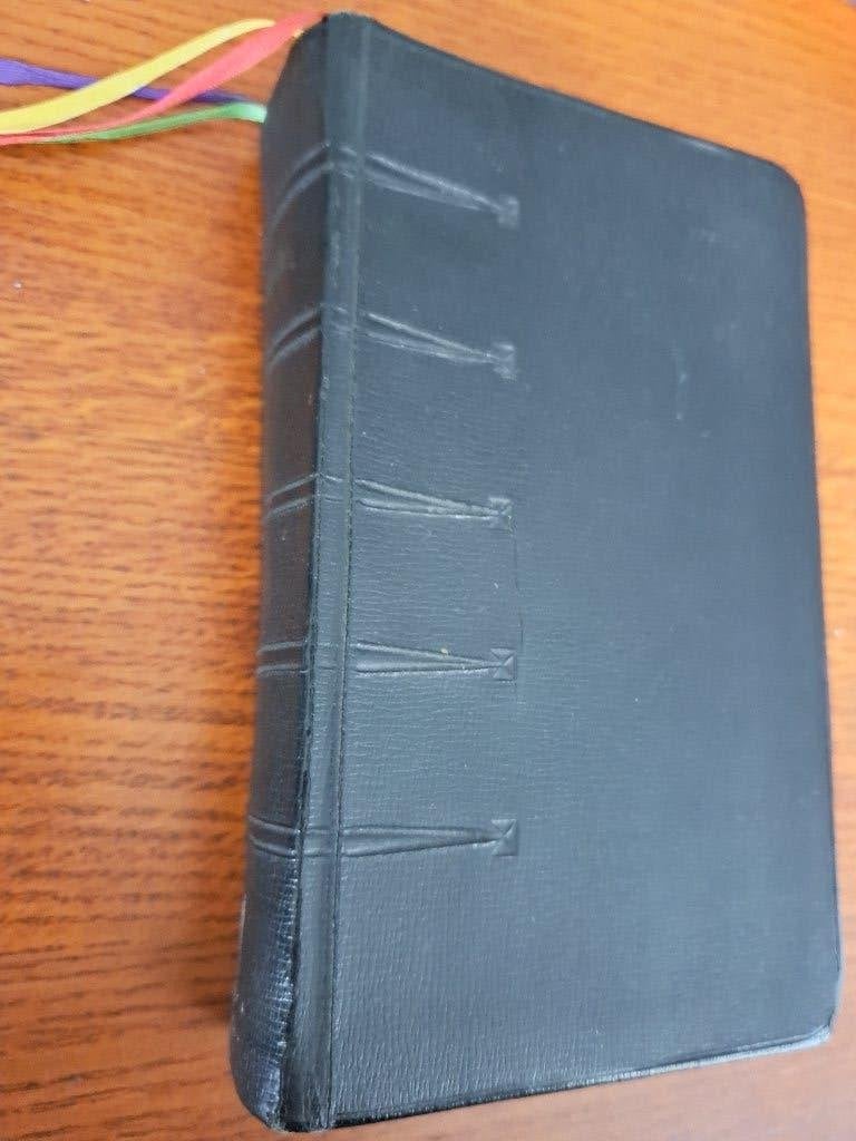 Missaal 1947 – Latijn en Nederlands – 1704 pagina's, Ophalen of Verzenden, Gelezen, Christendom | Katholiek