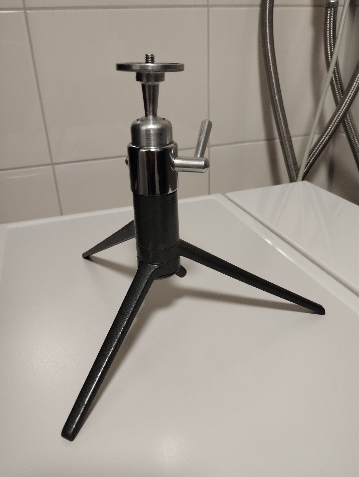 Vintage jaren vijftig Leitz Wetzlar klein tafel statief, Ophalen of Verzenden