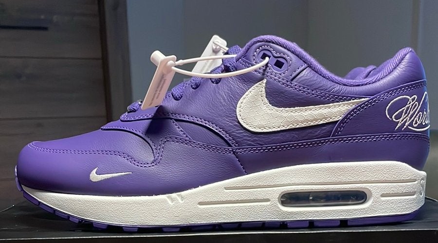 Nike air max 1 supreme 42.5 NIEUW., Kleding | Heren, Schoenen, Overige kleuren, Nieuw, Ophalen of Verzenden, Sneakers of Gympen