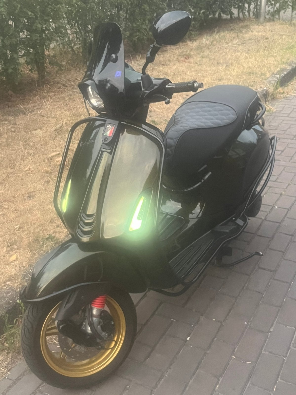 Vespa sprint E4 4T i-get custom 1/1, Ophalen, Maximaal 45 km/u, Vespa S, Zo goed als nieuw
