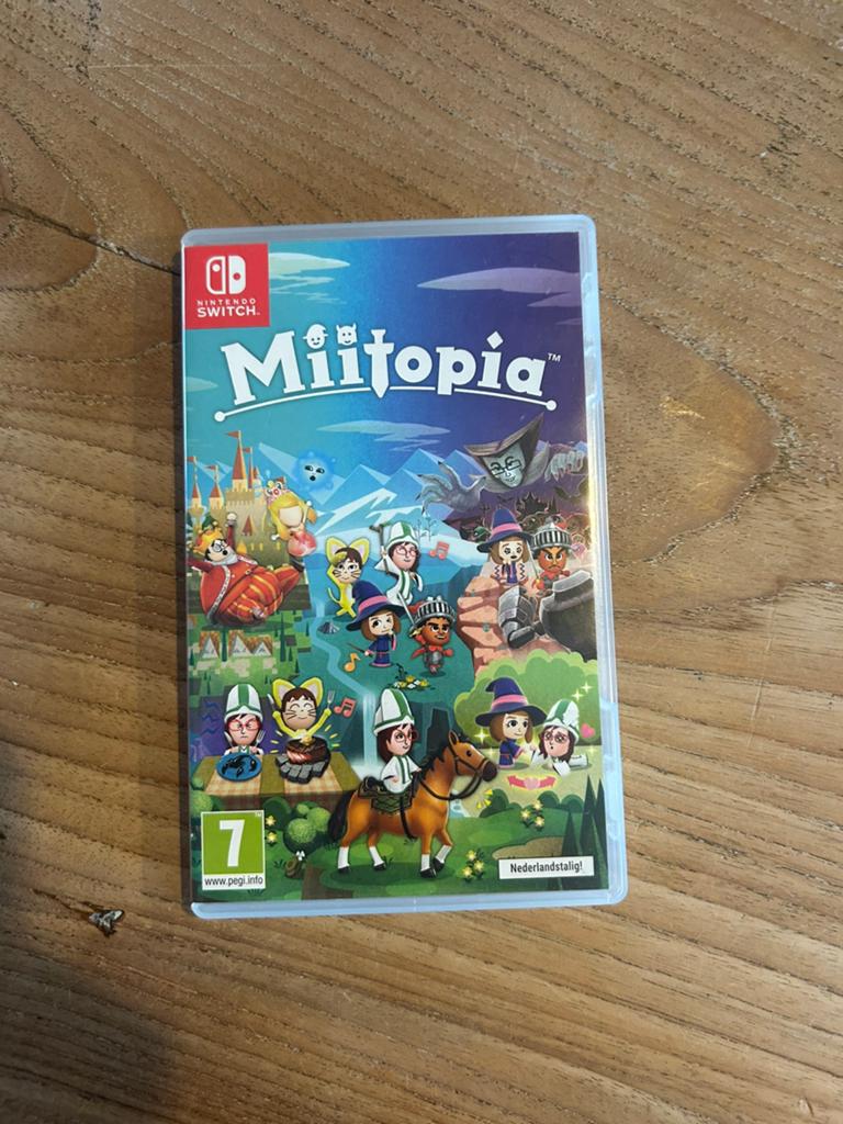 Miitopia Nintendo Switch, Spelcomputers en Games, Games | Nintendo Switch, 1 speler, Ophalen of Verzenden, Zo goed als nieuw, Sport