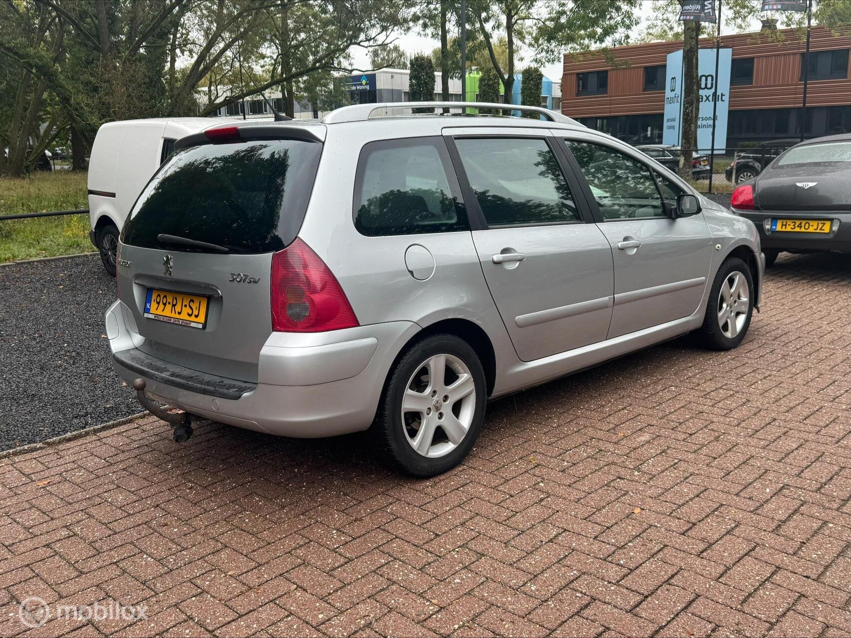Peugeot 307 SW 2.0 16V Navtech ECC-AIRCO/TREKHAAK/PANO, Voorwielaandrijving, 1330 kg, 136 pk, Gebruikt