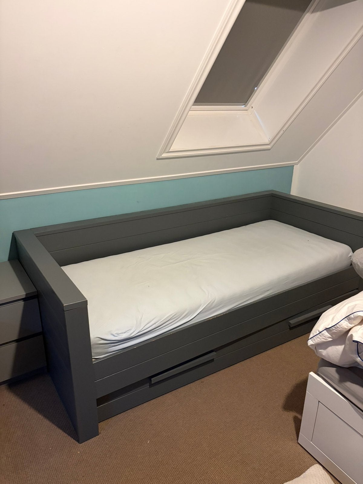 Woood bedbank Dennis 90x200