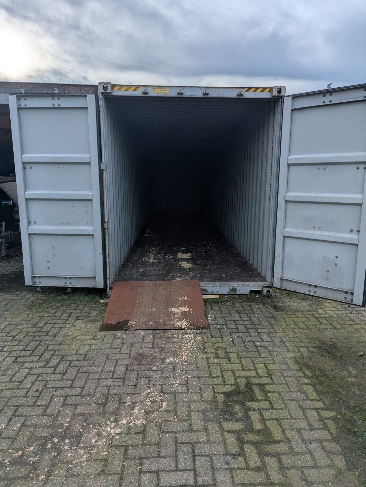 Opslagruime in Coevorden, Ophalen