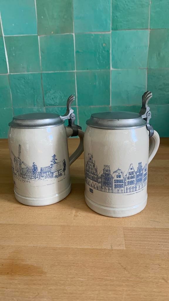 Twee vintage Duitse stenen bierpullen, Ophalen of Verzenden