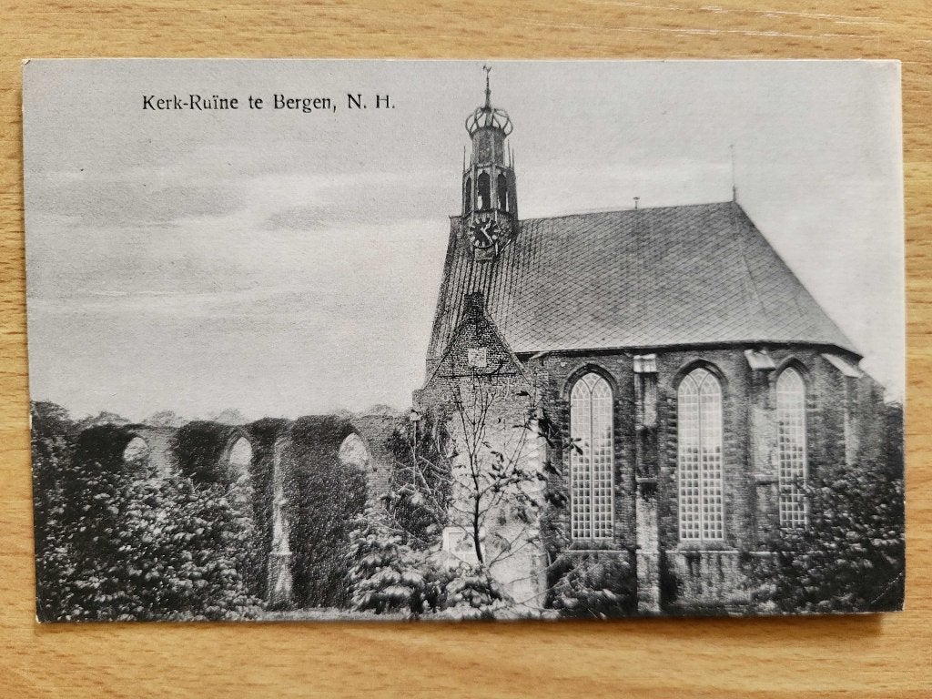 ansicht BERGEN Kerk Ruine, Ophalen of Verzenden, Voor 1920, Noord-Holland