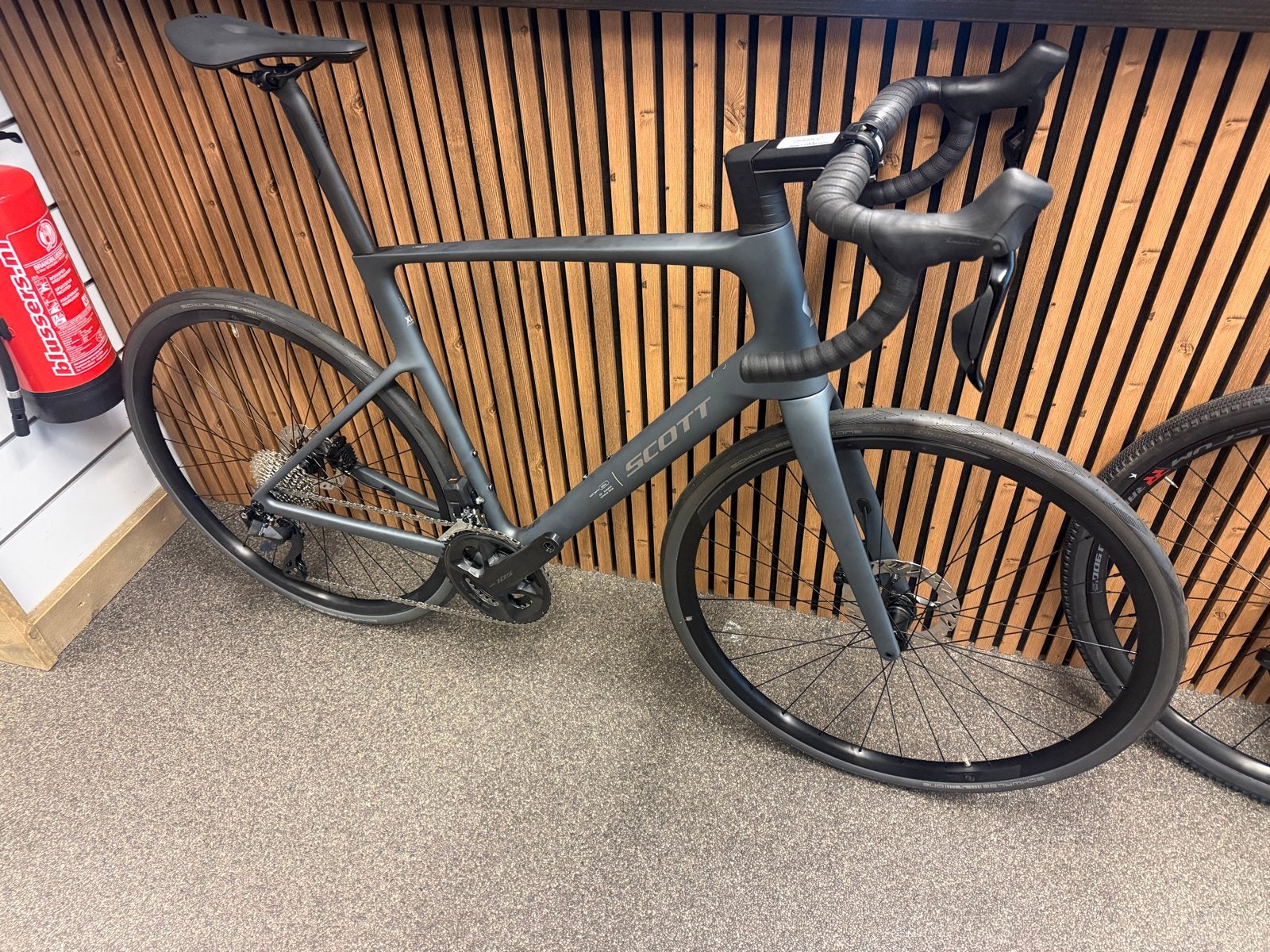 Nieuwe Scott Addict 50 met Shimano 105 Di2 - Maat XL, 28 inch, Nieuw, Meer dan 20 versnellingen, 65 cm of meer