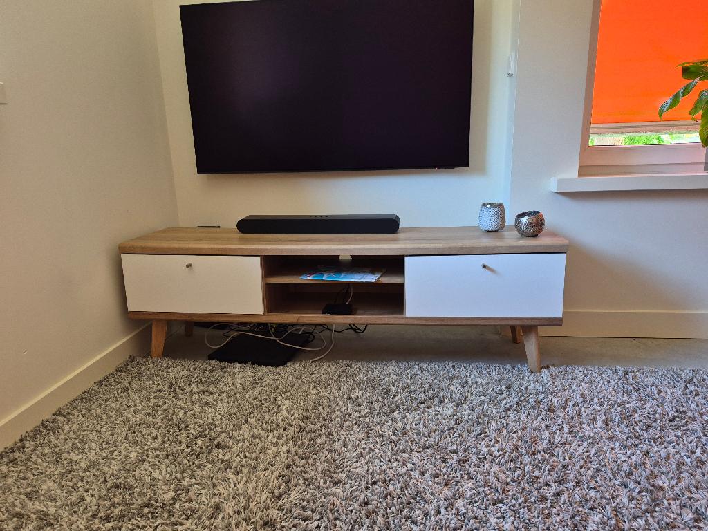 TV meubel, Ophalen, 150 tot 200 cm, Zo goed als nieuw, Minder dan 100 cm