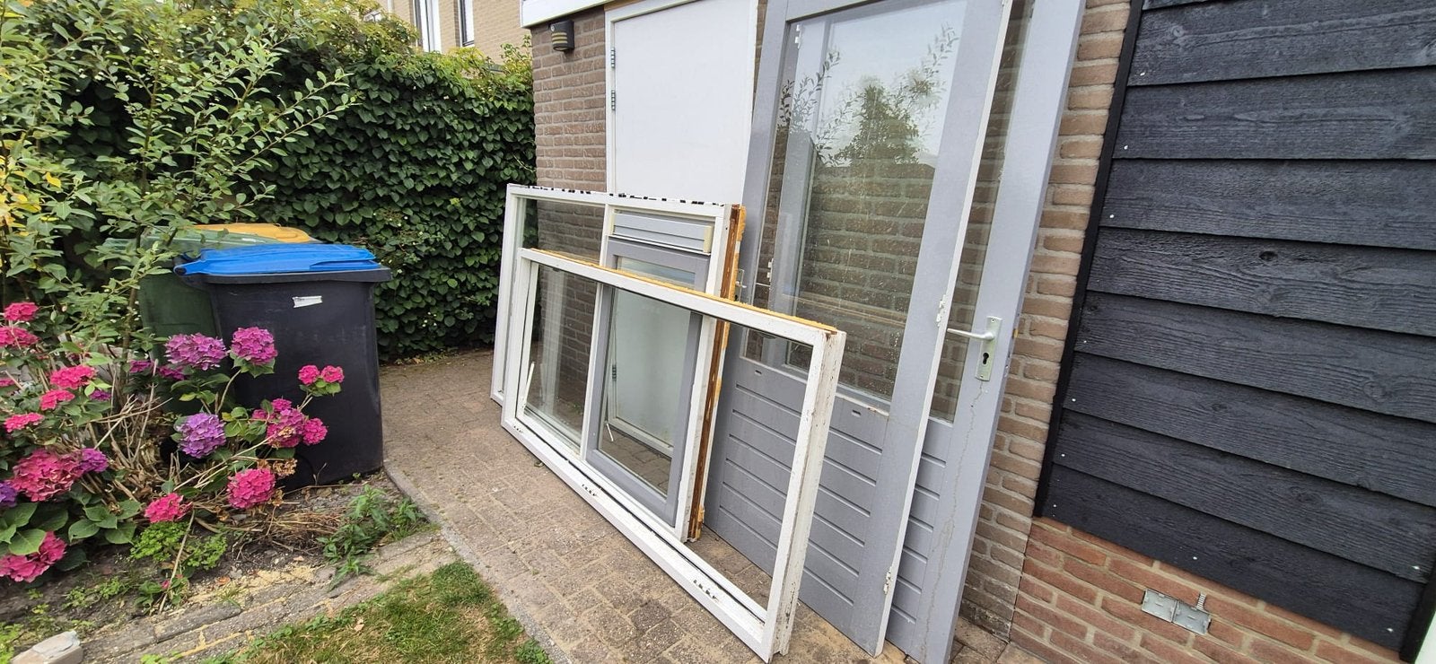 Kozijnen en deuren te koop, Raamkozijn, Zo goed als nieuw, Hout, Ophalen