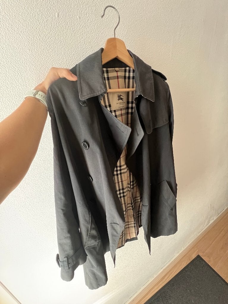 Burberry London Trenchcoat - Antraciet, Ophalen of Verzenden, Burberry London, Maat 36 (S), Grijs