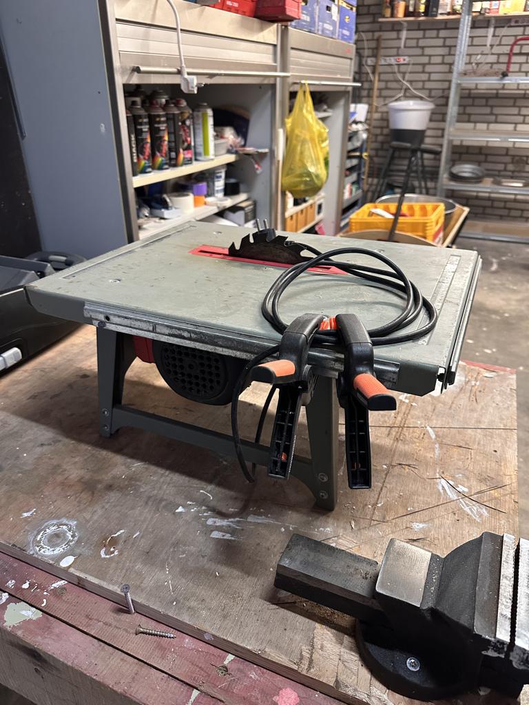 Zaagtafel compact en krachtig, Ophalen, Gebruikt, Cirkelzaag, Kinzo
