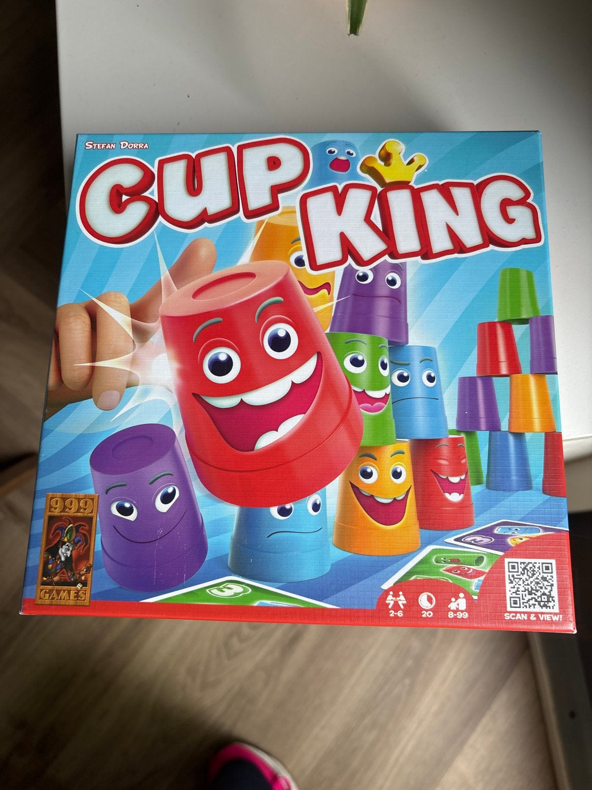 Cup King - Leuk en Dynamisch Familiespel, Hobby en Vrije tijd, Gezelschapsspellen | Bordspellen, Drie of vier spelers, Ophalen of Verzenden