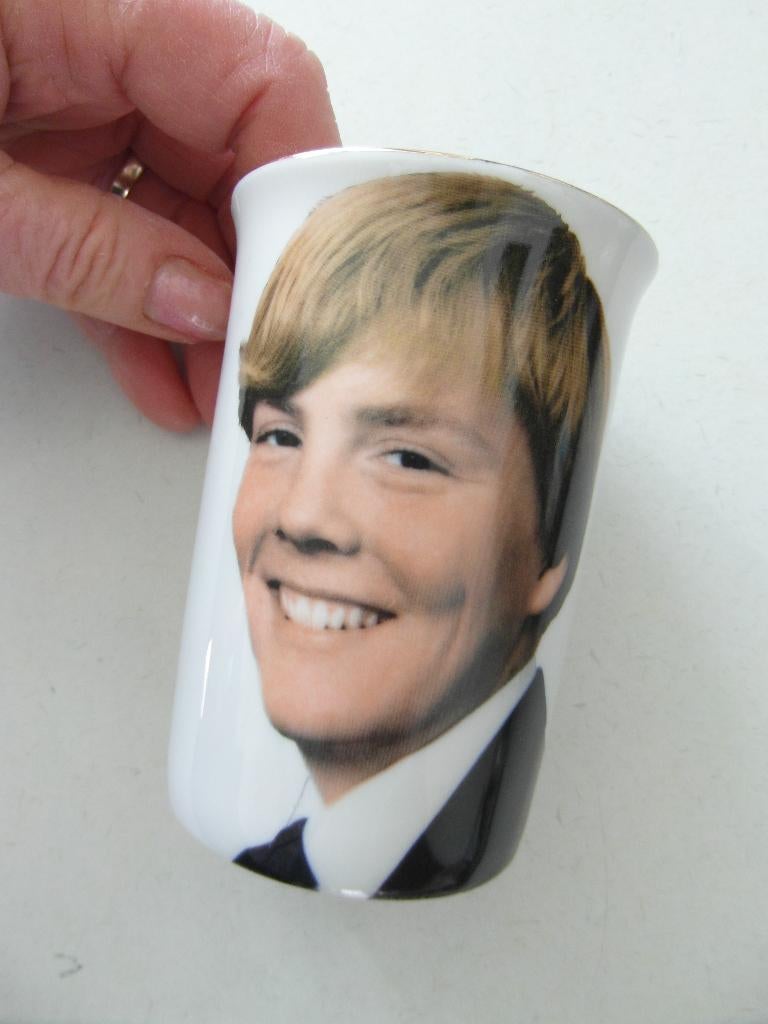 Beker Alexander 18 jaar, Verzamelen, Ophalen of Verzenden, Zo goed als nieuw, Servies