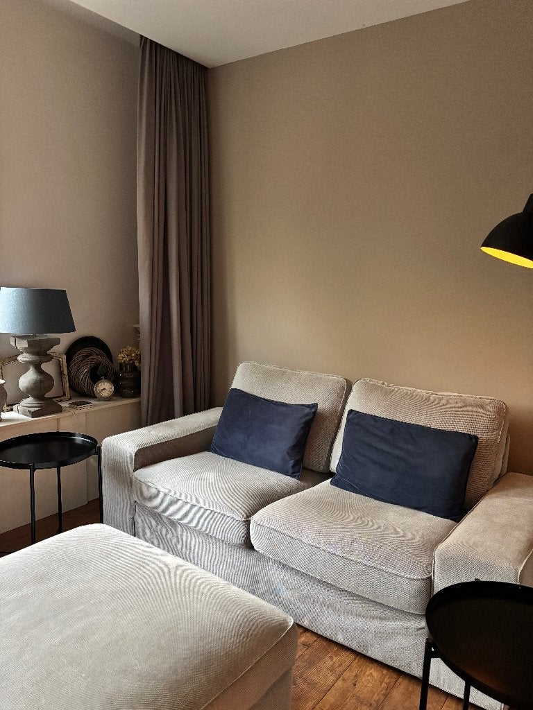 IKEA KIVIK 2-zitsbank met opbergpoef , 2 zwarte bijzettafels, Ophalen, Overige materialen, Gebruikt, 125 cm of meer