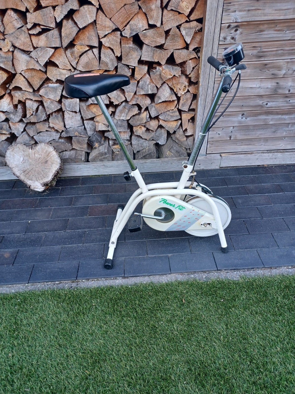 Hometrainer fiets ook geschikt voor kinderen HEBBEDING, Ophalen, Gebruikt, Hometrainer