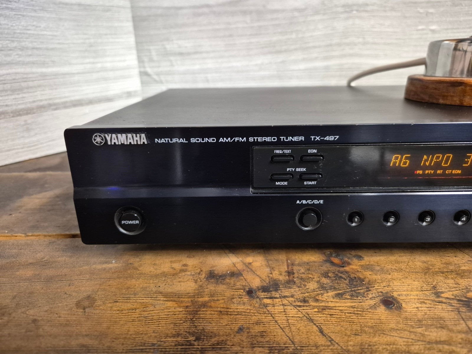 YAMAHA  TX .497.     TECHNICS  ST 9038, Ophalen of Verzenden, Gebruikt