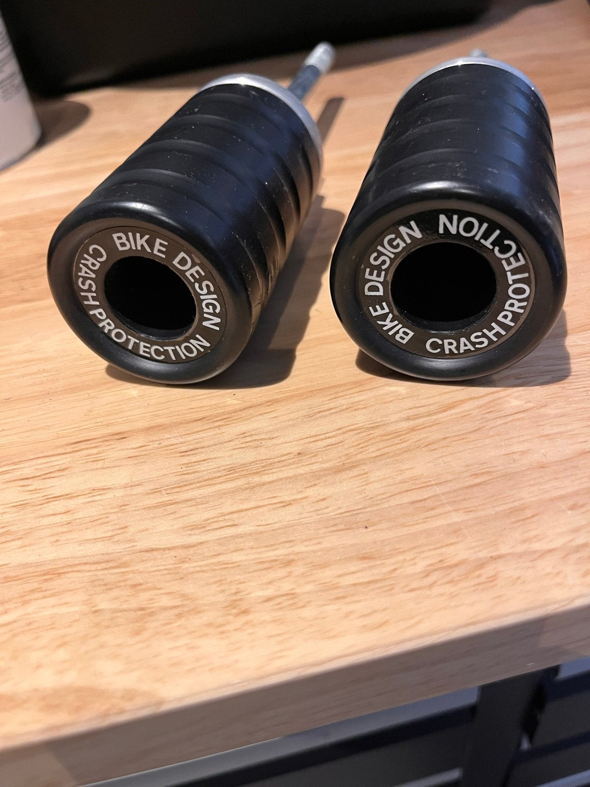 Yamaha TDM900 Crash Protectors / Valdoppen (Set van 2), Ophalen of Verzenden, Nieuw