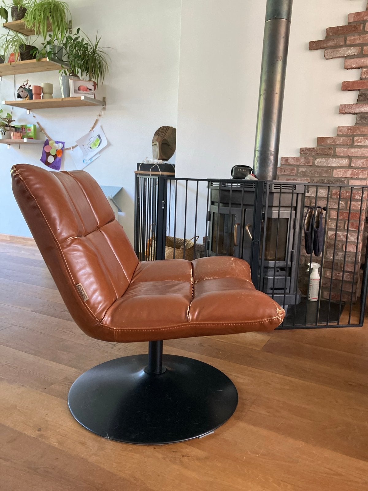 Bruine Dutchbone fauteuil, draaibaar, Huis en Inrichting, Stoelen, Ophalen, Kunststof, Gebruikt, Bruin