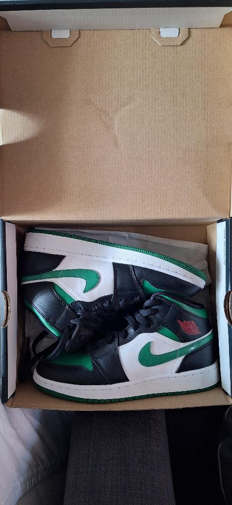 air jordan maat 35,5 (kindermaat), Overige kleuren, Nieuw, Ophalen of Verzenden, Sneakers of Gympen