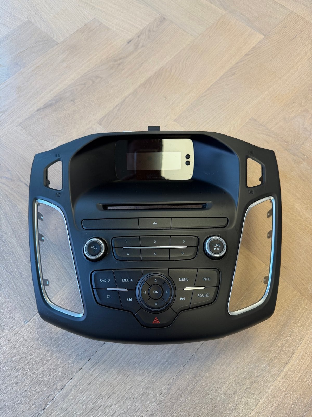 Ford Focus Radio compleet Paneel (2015-2018), Auto diversen, Autoradio's, Ophalen of Verzenden, Gebruikt