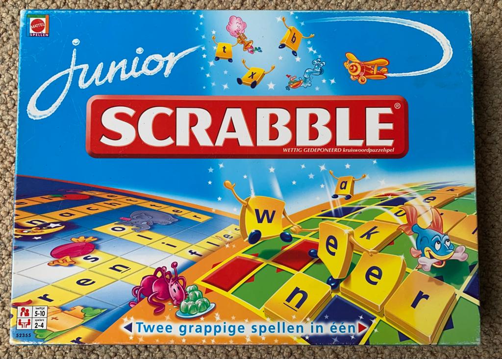 Scrabble junior, Hobby en Vrije tijd, Gezelschapsspellen | Bordspellen, Ophalen of Verzenden, Zo goed als nieuw
